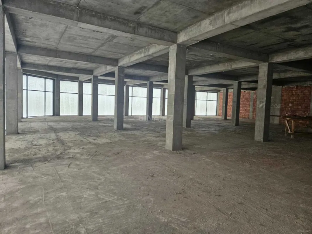 Kirayə verilir obyekt 1024 m²