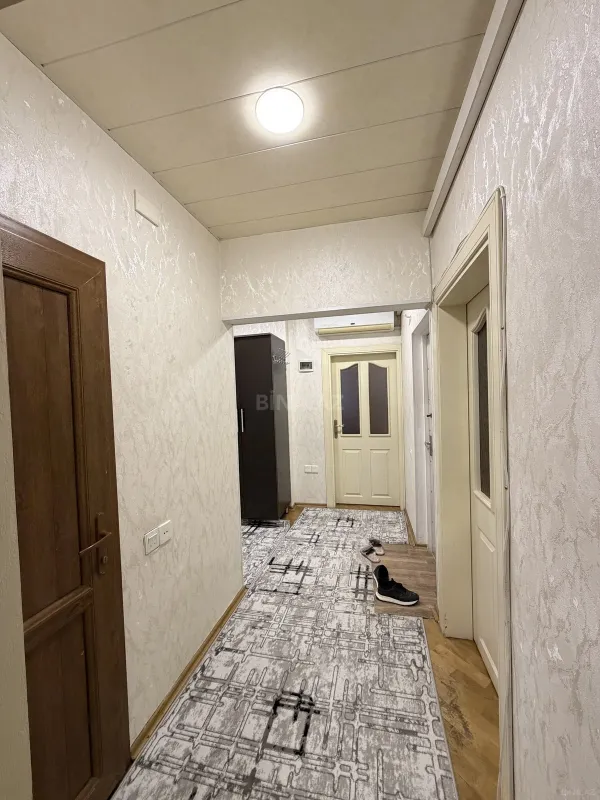 Satılır 2 otaqlı mənzil 62 m²