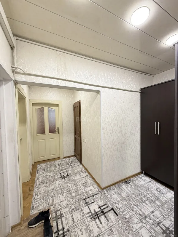 Satılır 2 otaqlı mənzil 62 m²
