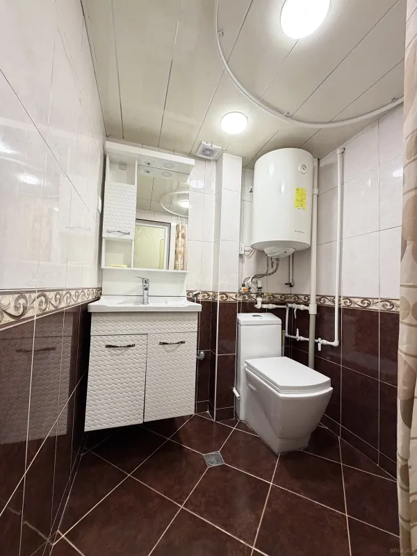 Satılır 2 otaqlı mənzil 62 m²