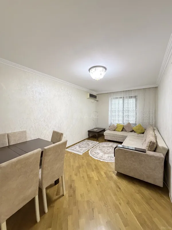 Satılır 2 otaqlı mənzil 62 m²