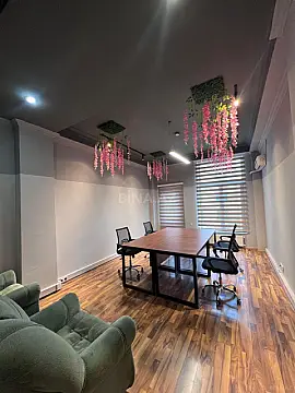 Kirayə verilir 3 otaqlı ofis 110 m²