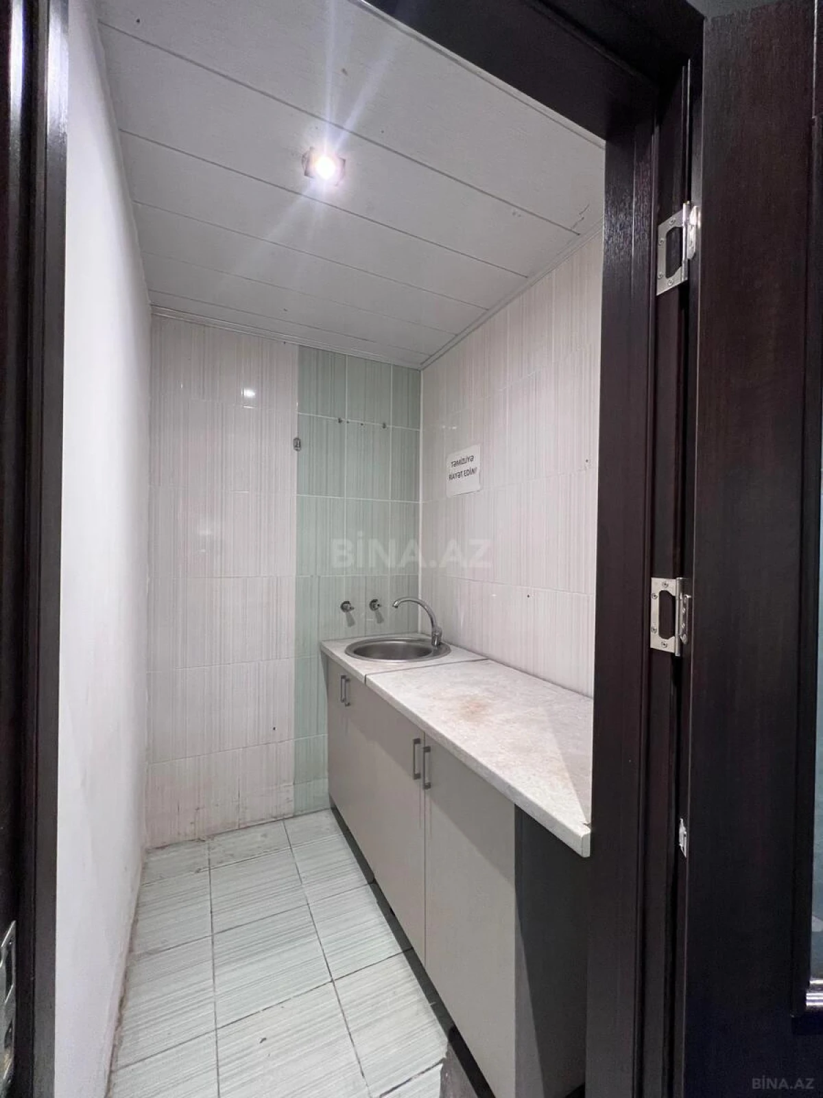 Kirayə verilir 3 otaqlı ofis 110 m²