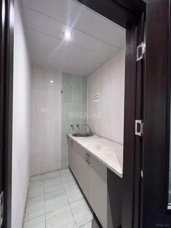 Kirayə verilir 3 otaqlı ofis 110 m²