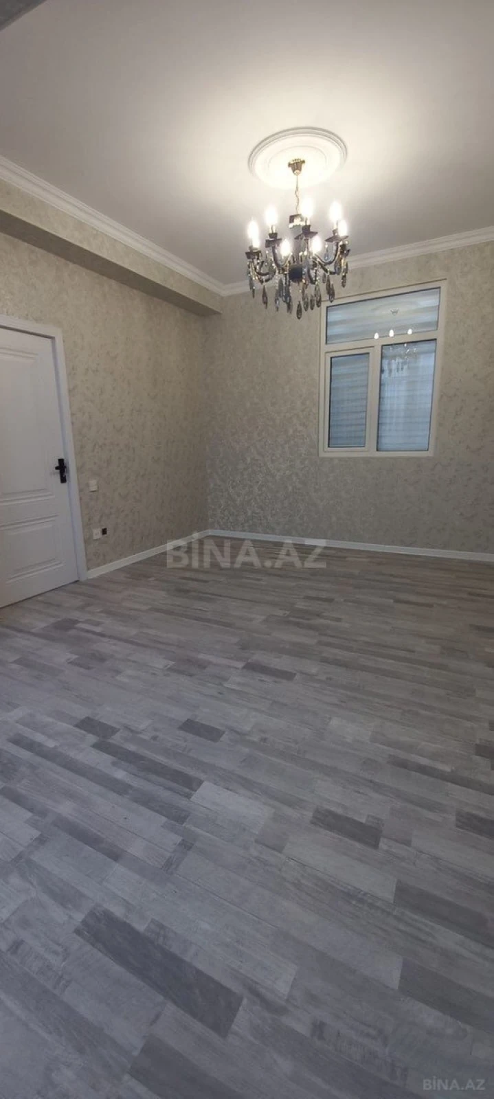 Satılır 2 otaqlı mənzil 67 m²