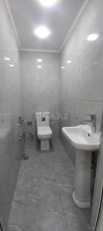Satılır 2 otaqlı mənzil 67 m²