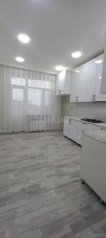 Satılır 2 otaqlı mənzil 67 m²