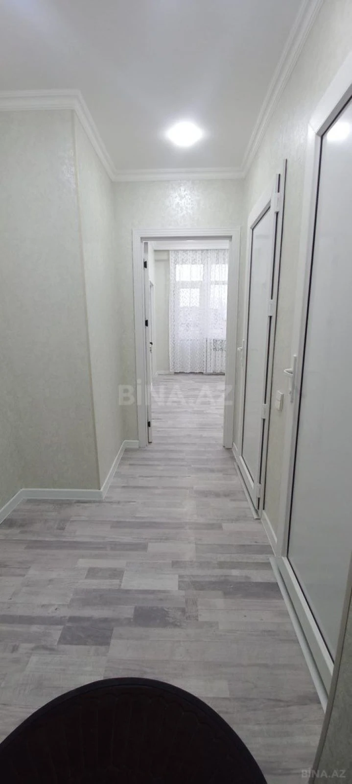 Satılır 2 otaqlı mənzil 67 m²