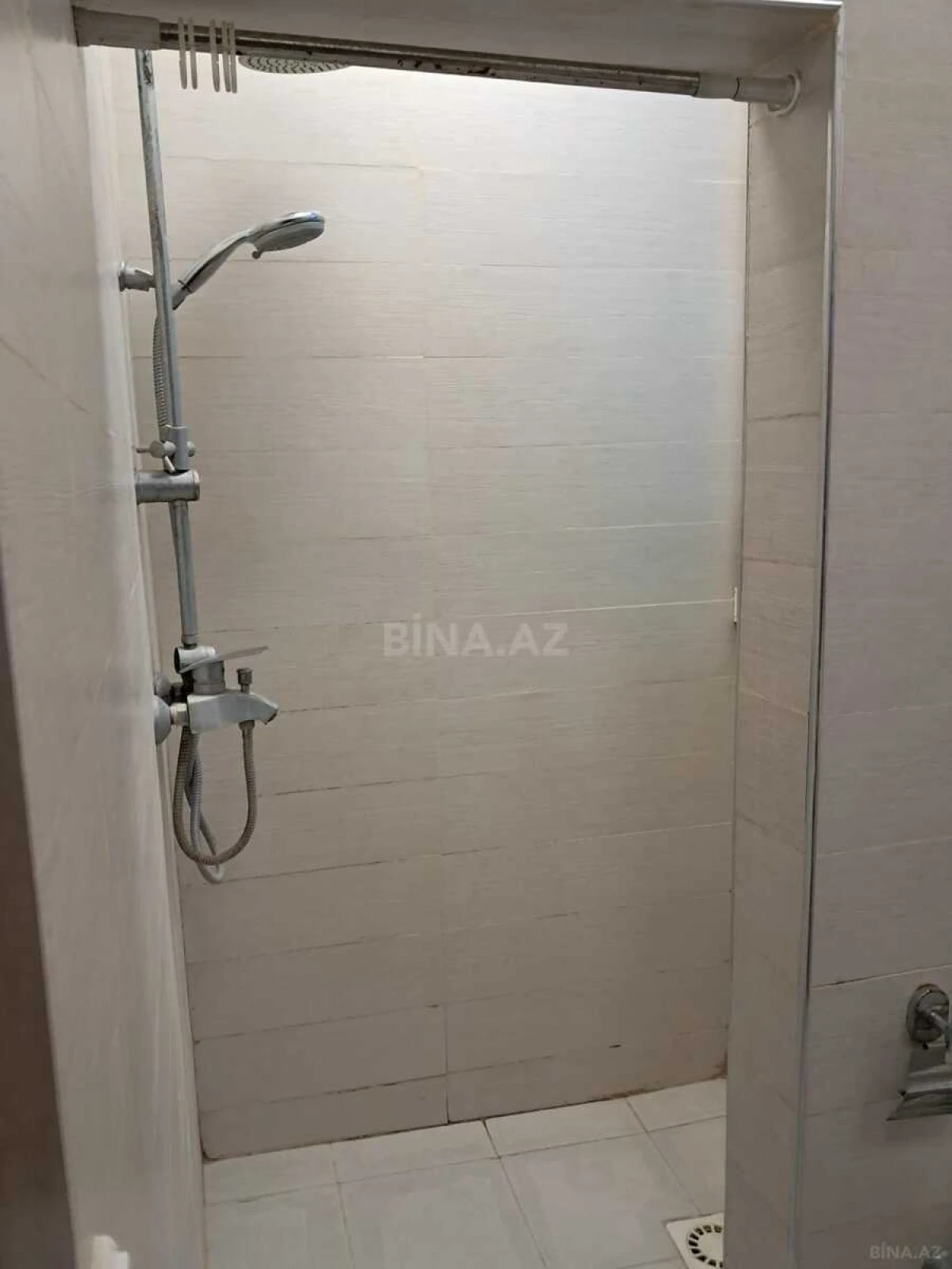 Satılır 1 otaqlı mənzil 28 m²