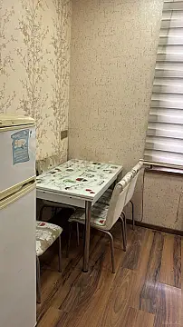 Kirayə verilir 2 otaqlı mənzil 50 m²