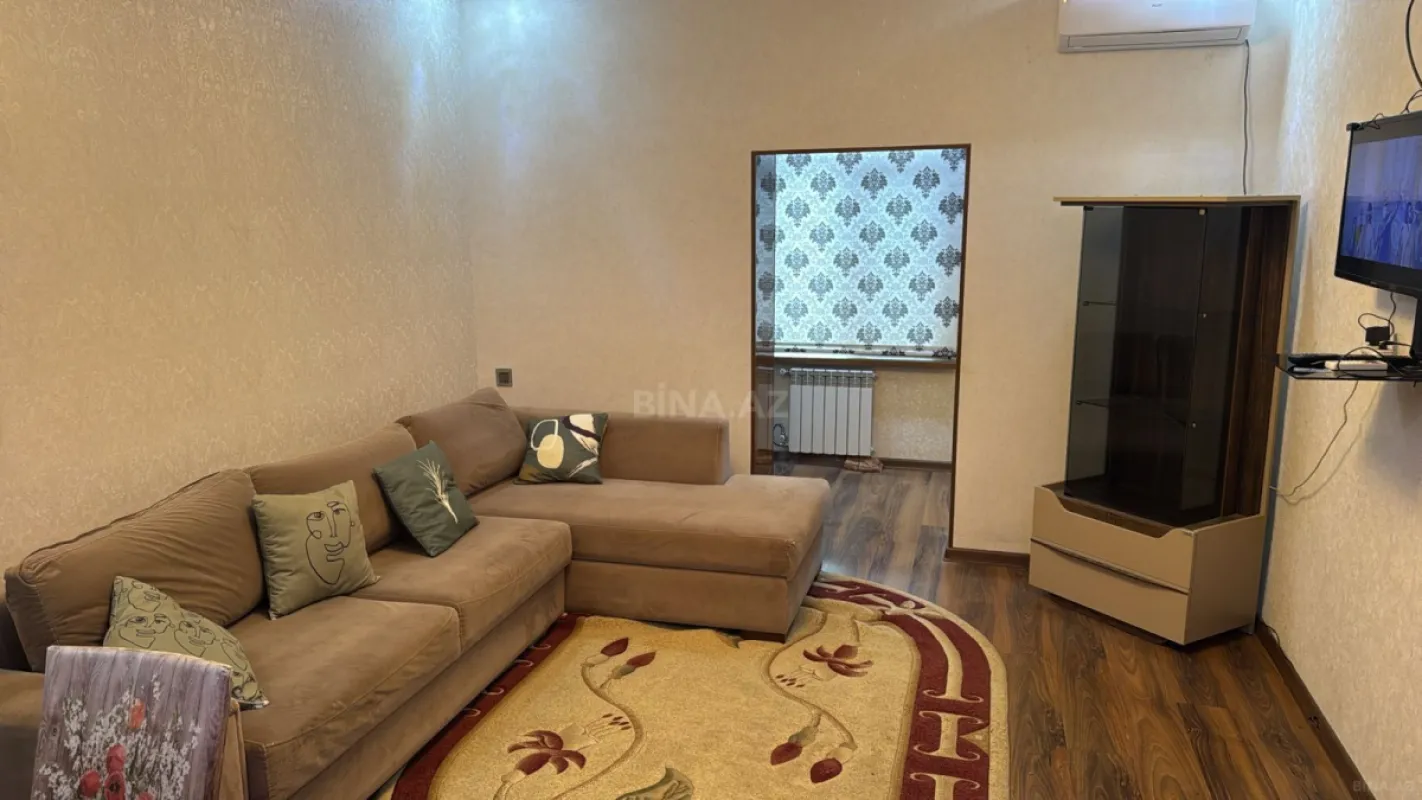Kirayə verilir 2 otaqlı mənzil 50 m²