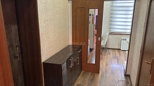 Kirayə verilir 2 otaqlı mənzil 50 m²