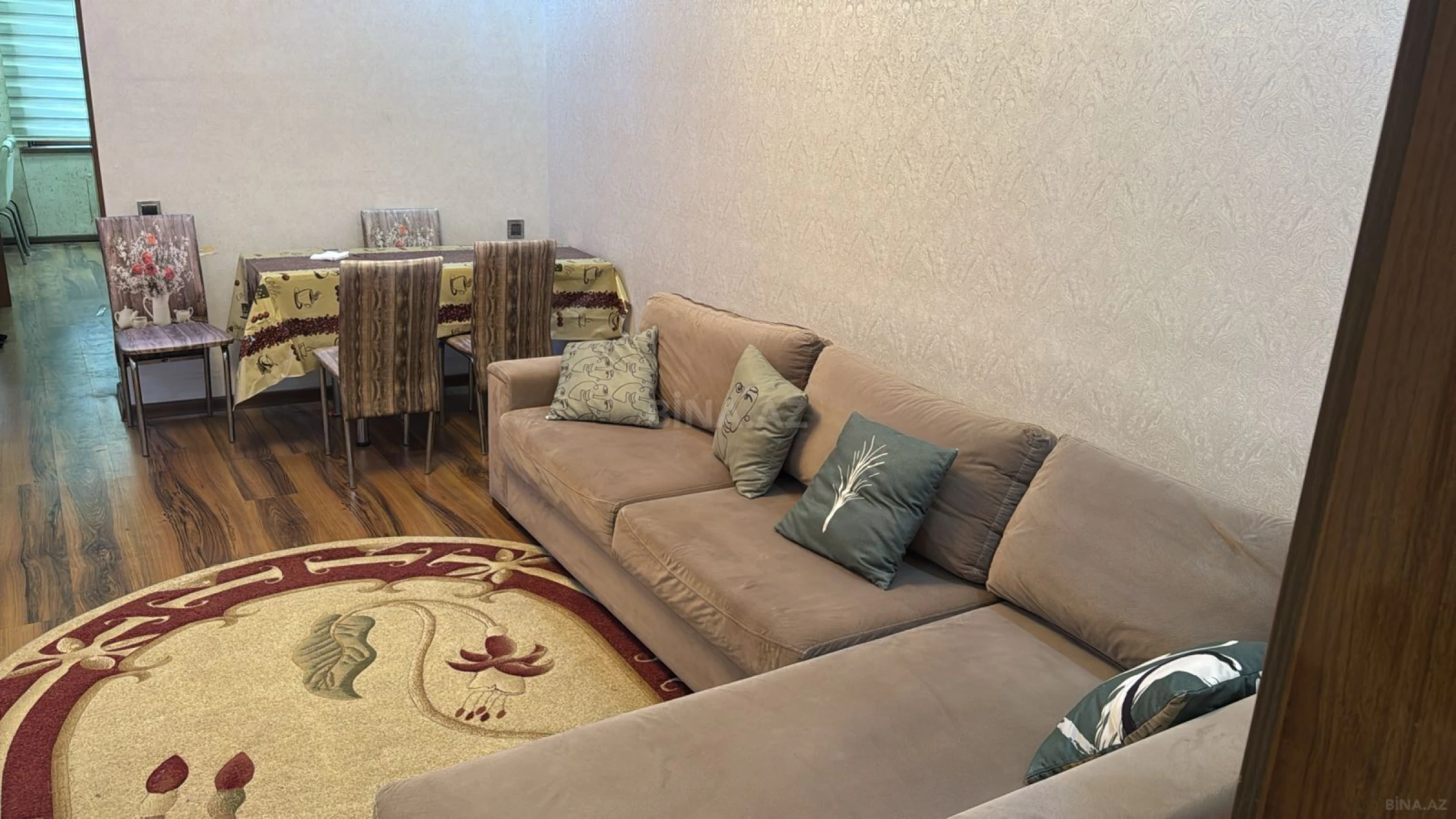 Kirayə verilir 2 otaqlı mənzil 50 m²