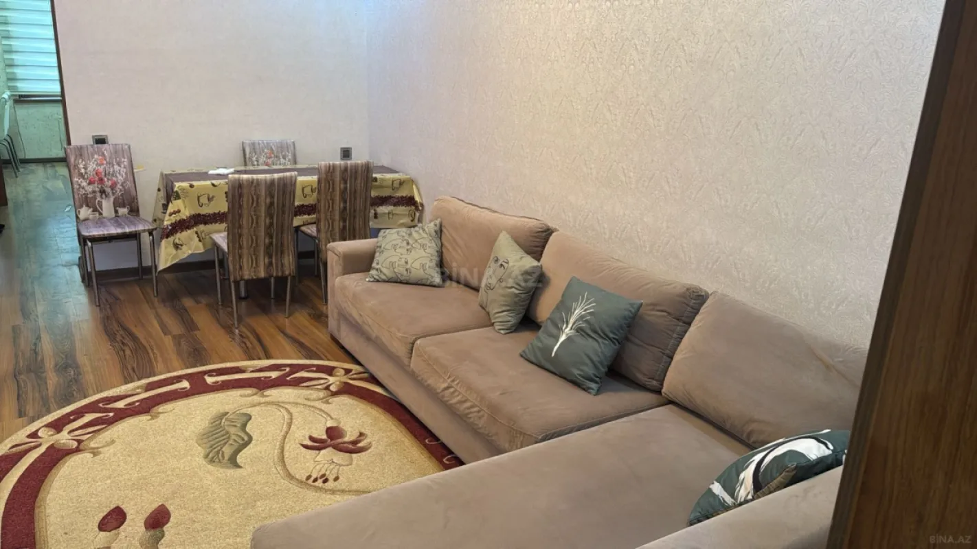 Kirayə verilir 2 otaqlı mənzil 50 m²