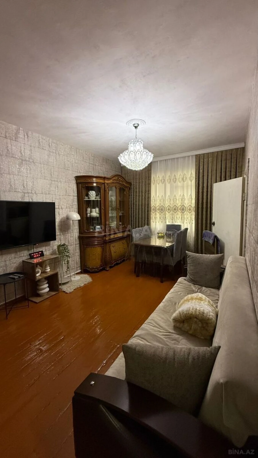 Satılır 2 otaqlı mənzil 55 m²