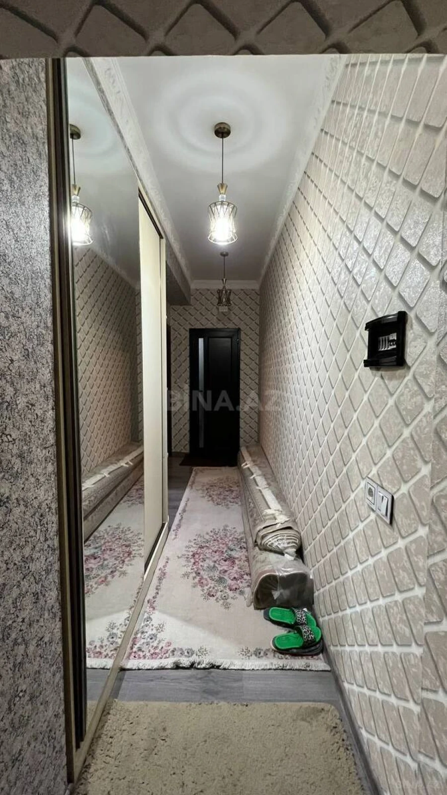 Satılır 2 otaqlı mənzil 60 m²