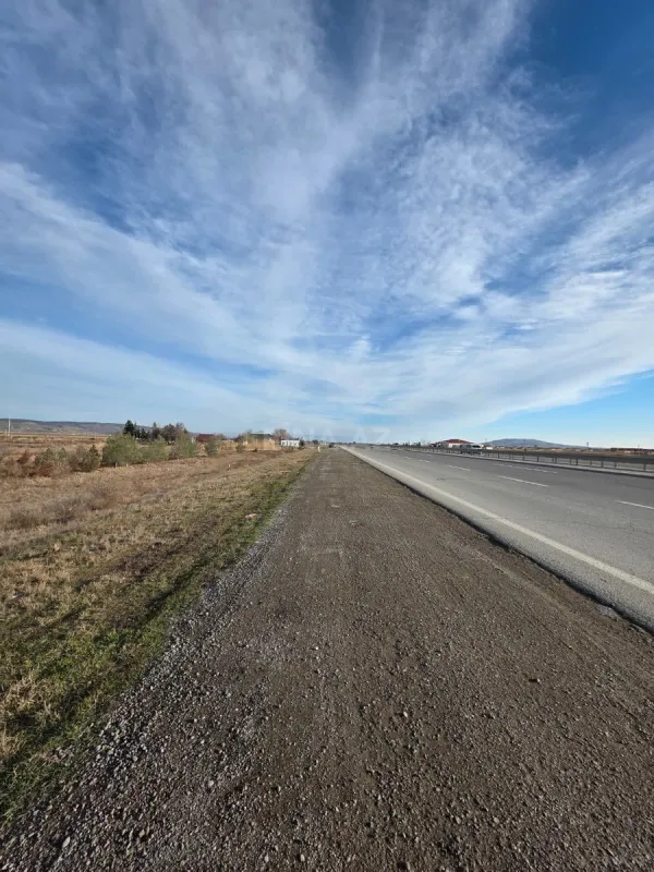 Satılır torpaq sahəsi 1000 m²