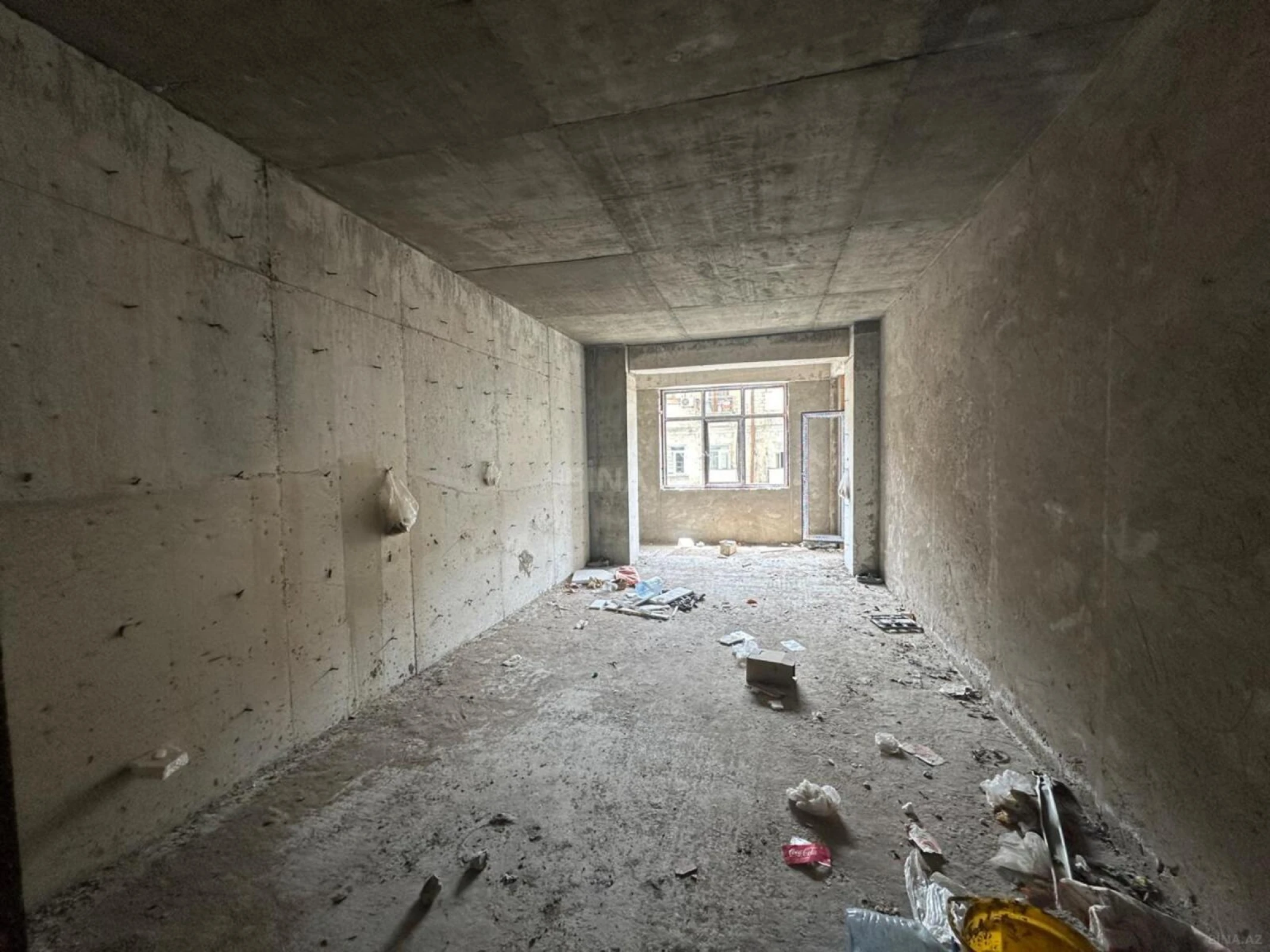 Satılır 2 otaqlı mənzil 113 m²