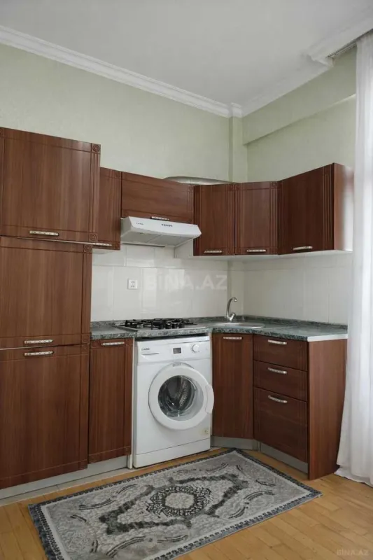 Satılır 2 otaqlı mənzil 145 m²