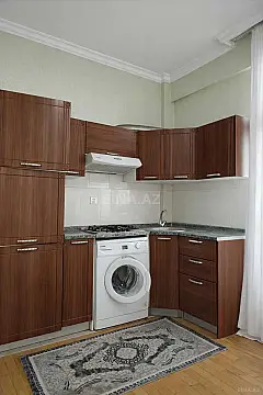 Satılır 2 otaqlı mənzil 145 m²