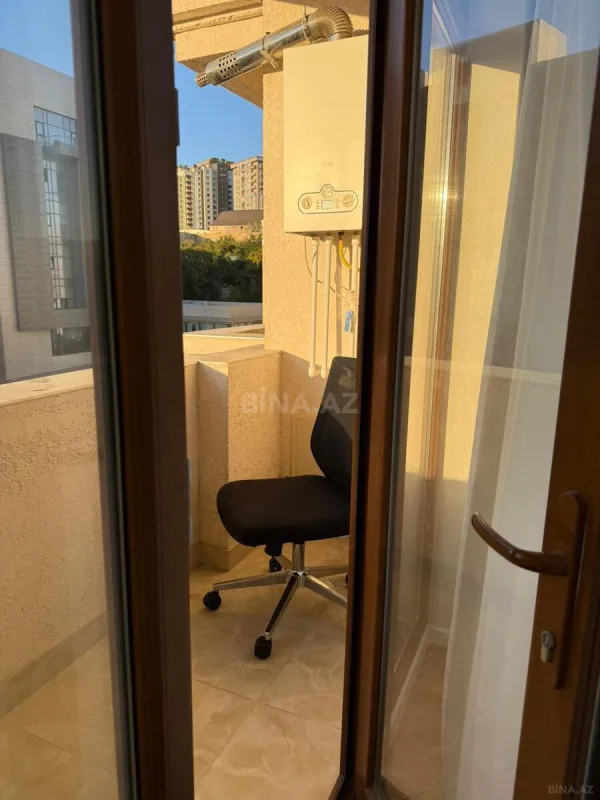 Kirayə verilir 2 otaqlı mənzil 75 m²