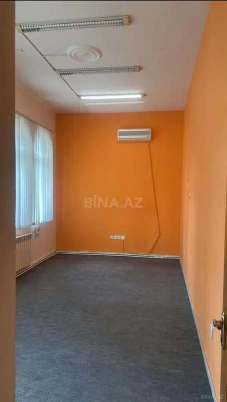 Kirayə verilir 6 otaqlı ofis 220 m²