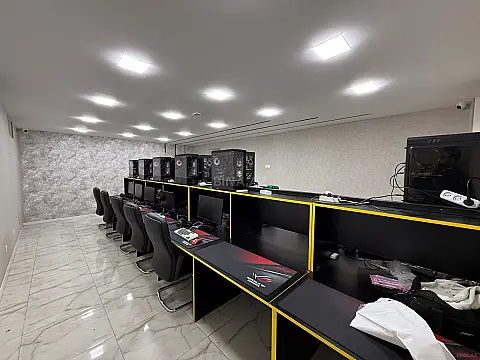 Satılır obyekt 103 m²