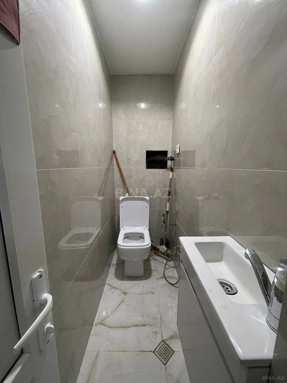 Satılır obyekt 103 m²