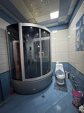 Satılır 7 otaqlı mənzil 317 m²