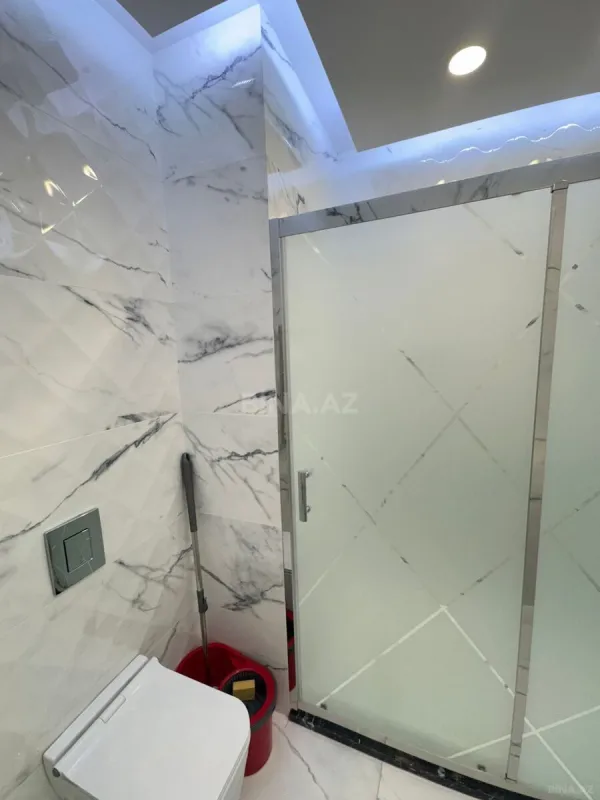 Kirayə verilir 2 otaqlı mənzil 95 m²