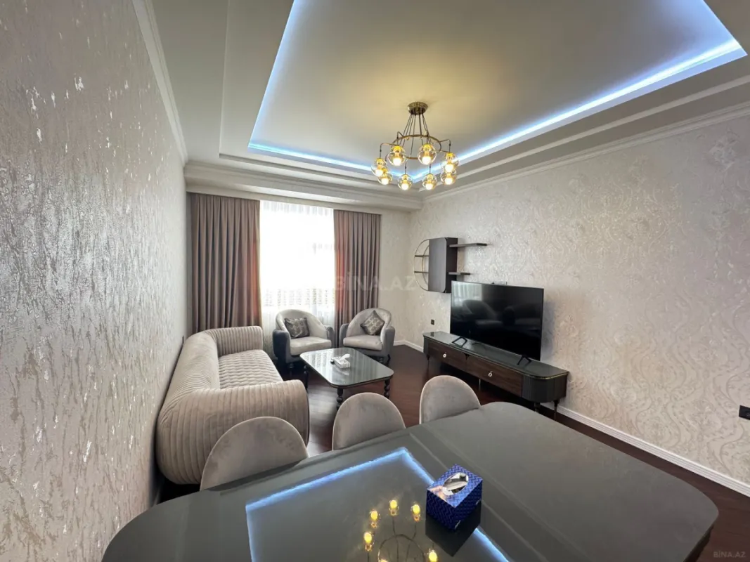 Kirayə verilir 2 otaqlı mənzil 95 m²