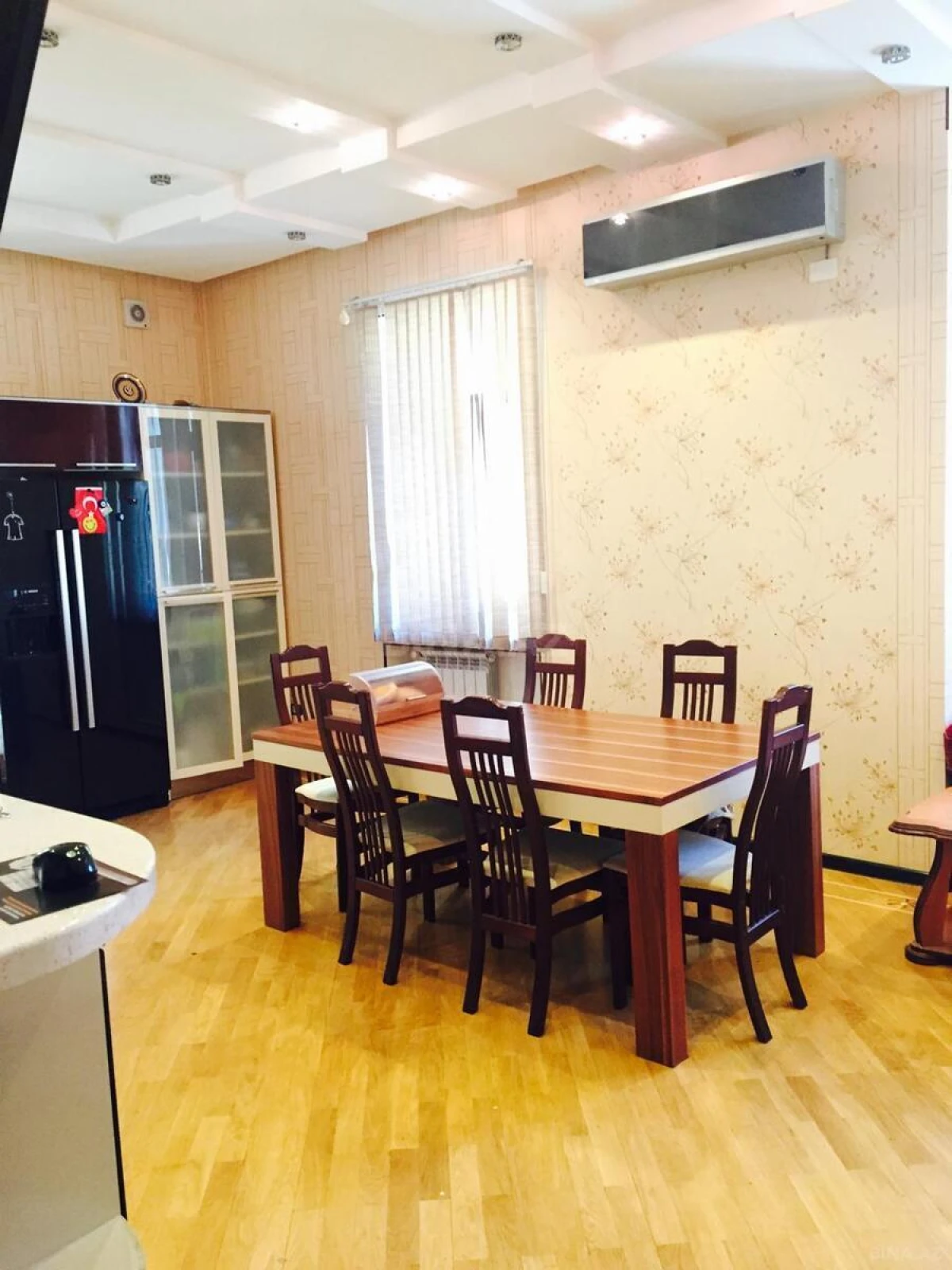 Kirayə verilir 10 otaqlı ofis 600 m²