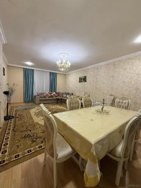 Satılır 4 otaqlı həyət evi 147 m²
