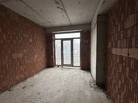 Satılır 3 otaqlı mənzil 75 m²