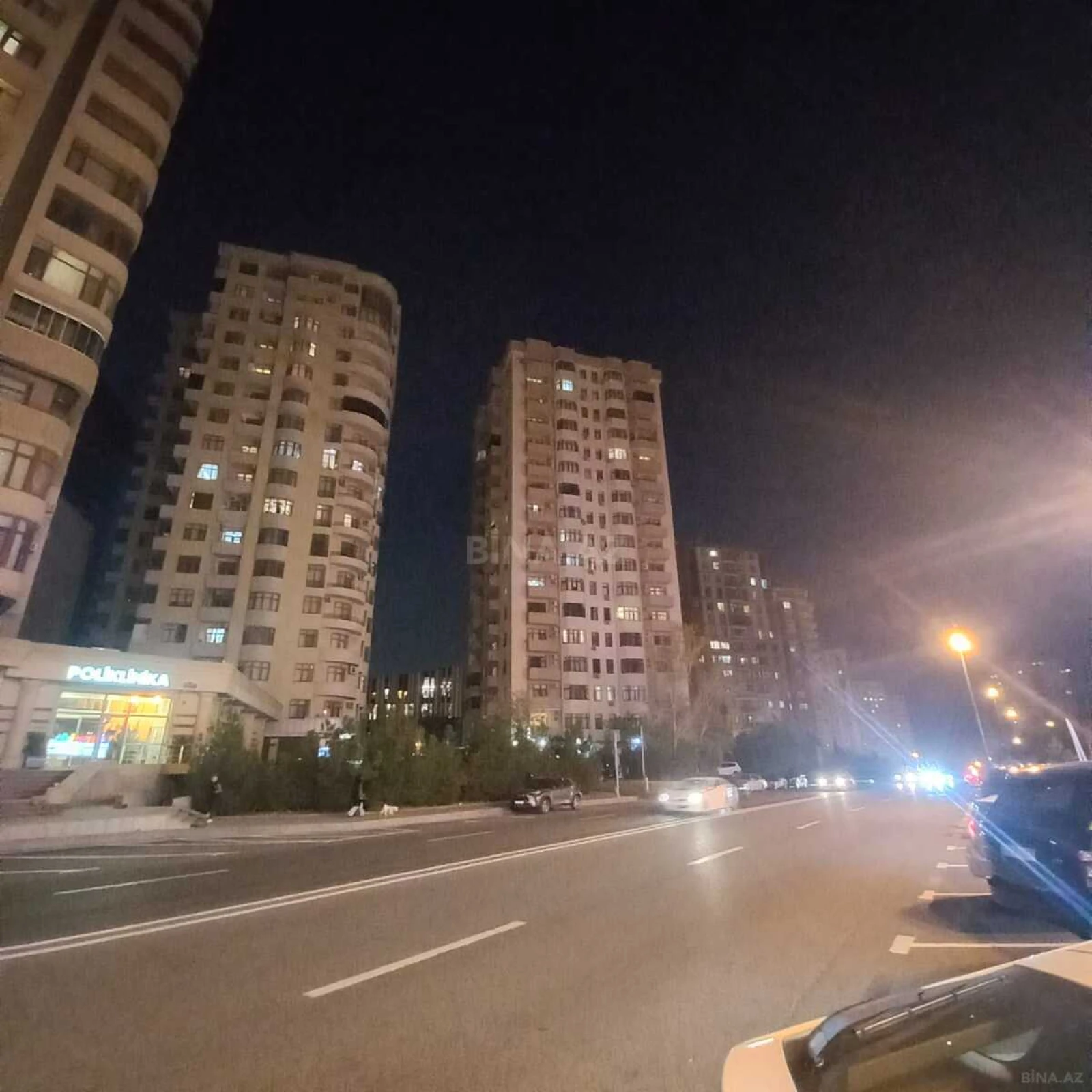 Satılır 4 otaqlı mənzil 181 m²