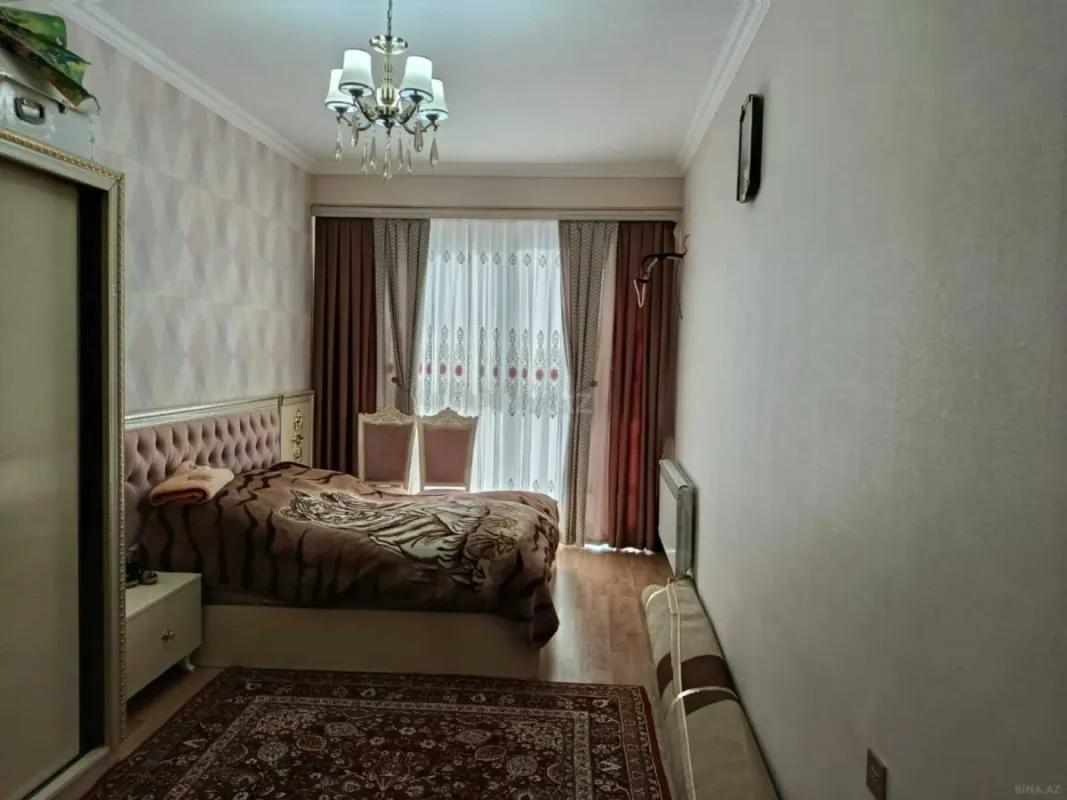 Kirayə verilir 3 otaqlı mənzil 120 m²