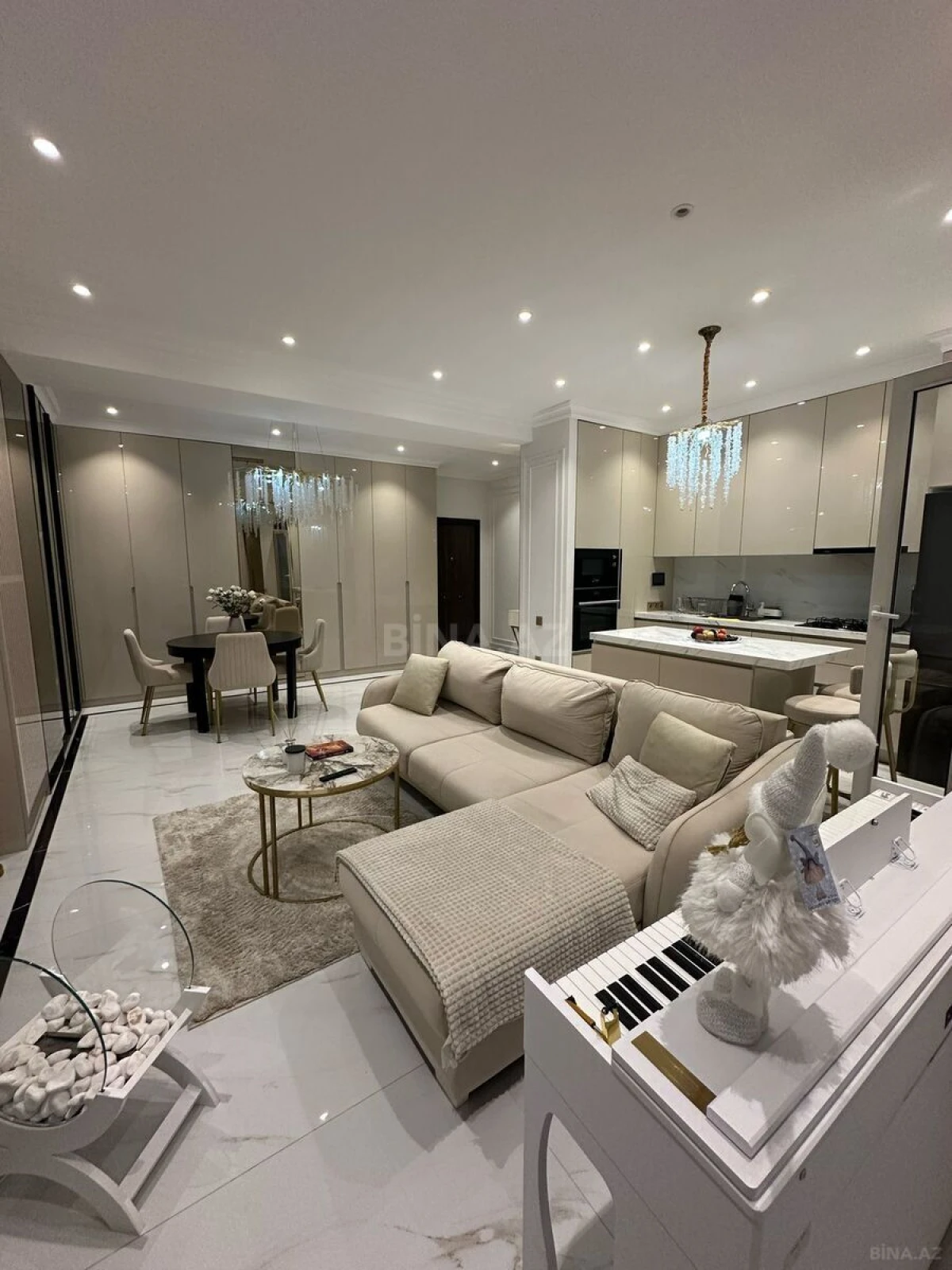 Satılır 3 otaqlı mənzil 100 m²