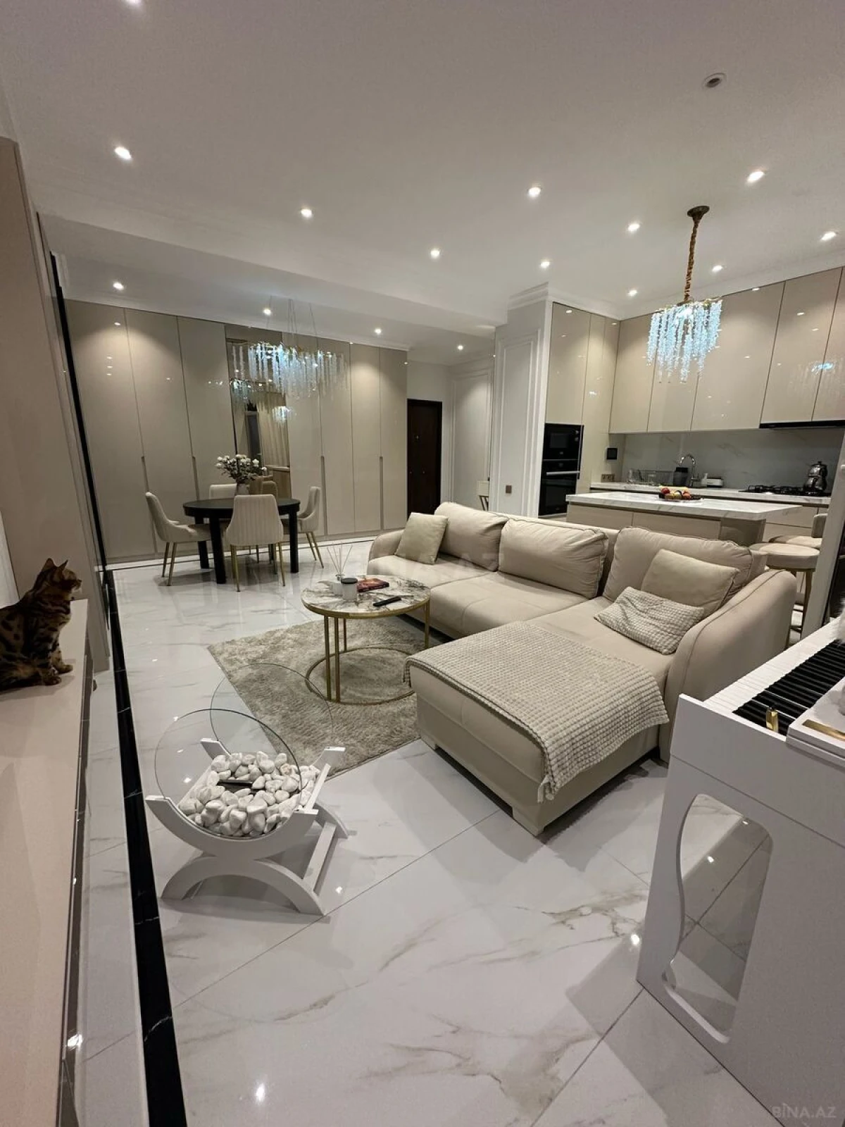 Satılır 3 otaqlı mənzil 100 m²