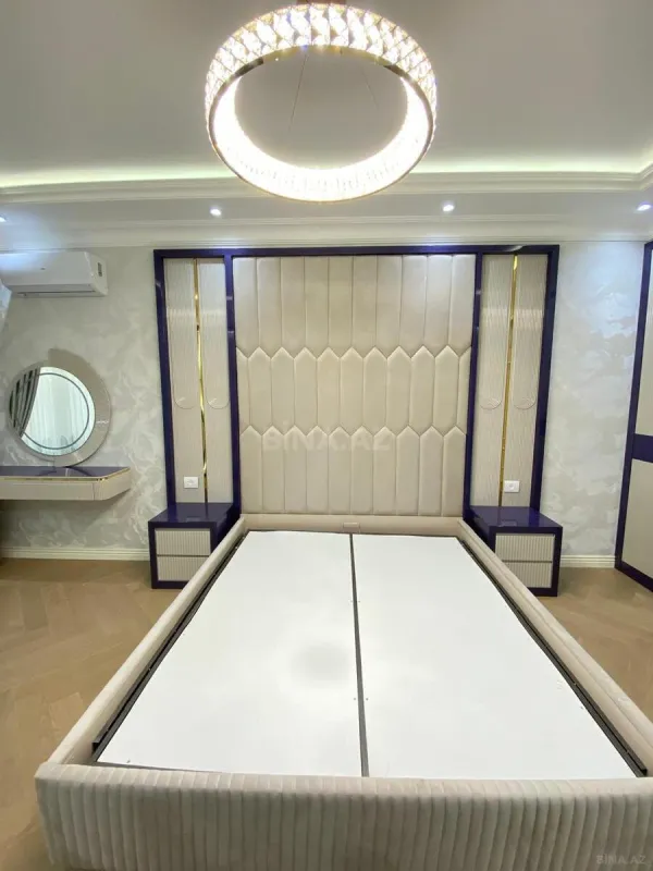 Kirayə verilir 3 otaqlı mənzil 161 m²