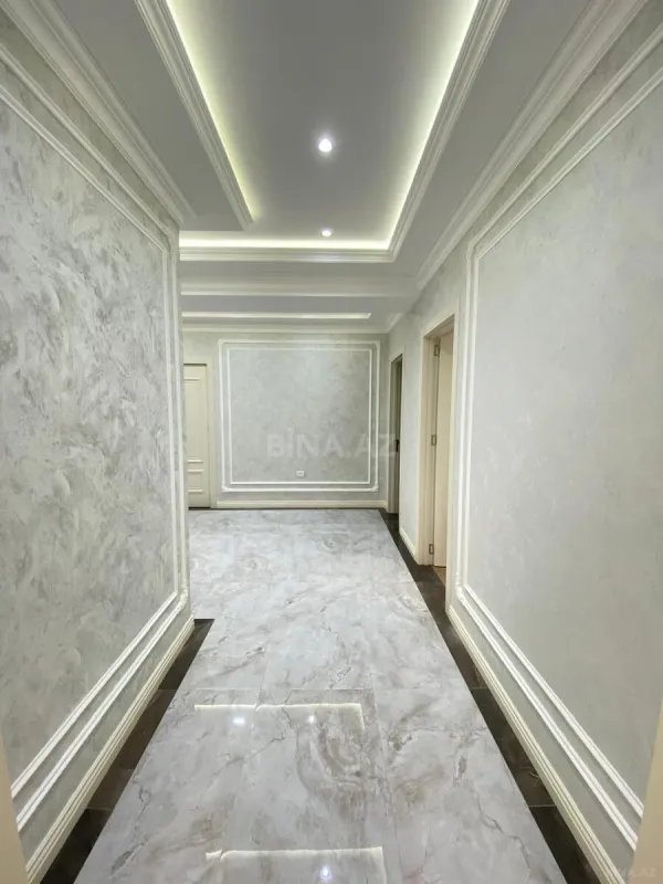 Kirayə verilir 3 otaqlı mənzil 161 m²