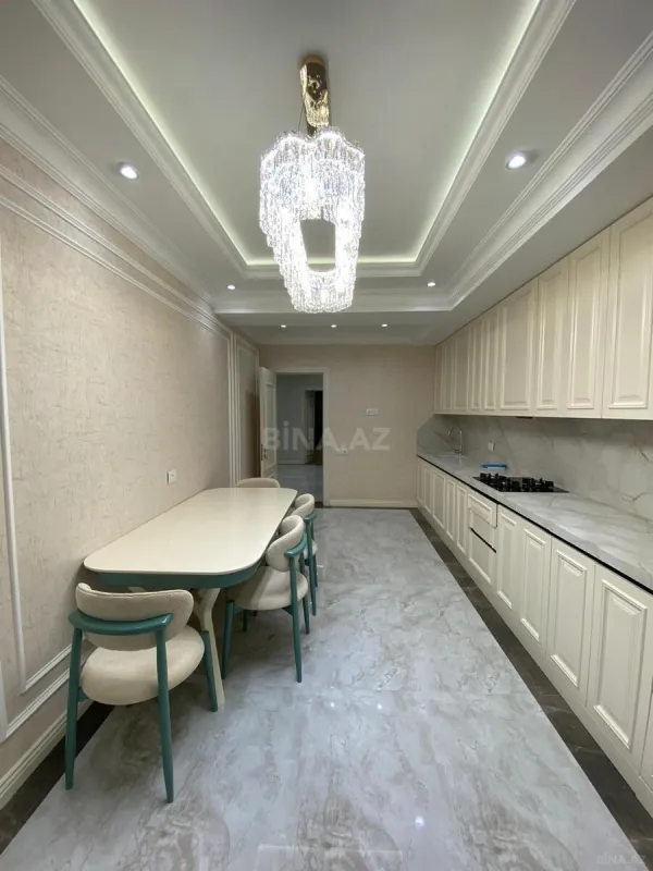 Kirayə verilir 3 otaqlı mənzil 161 m²