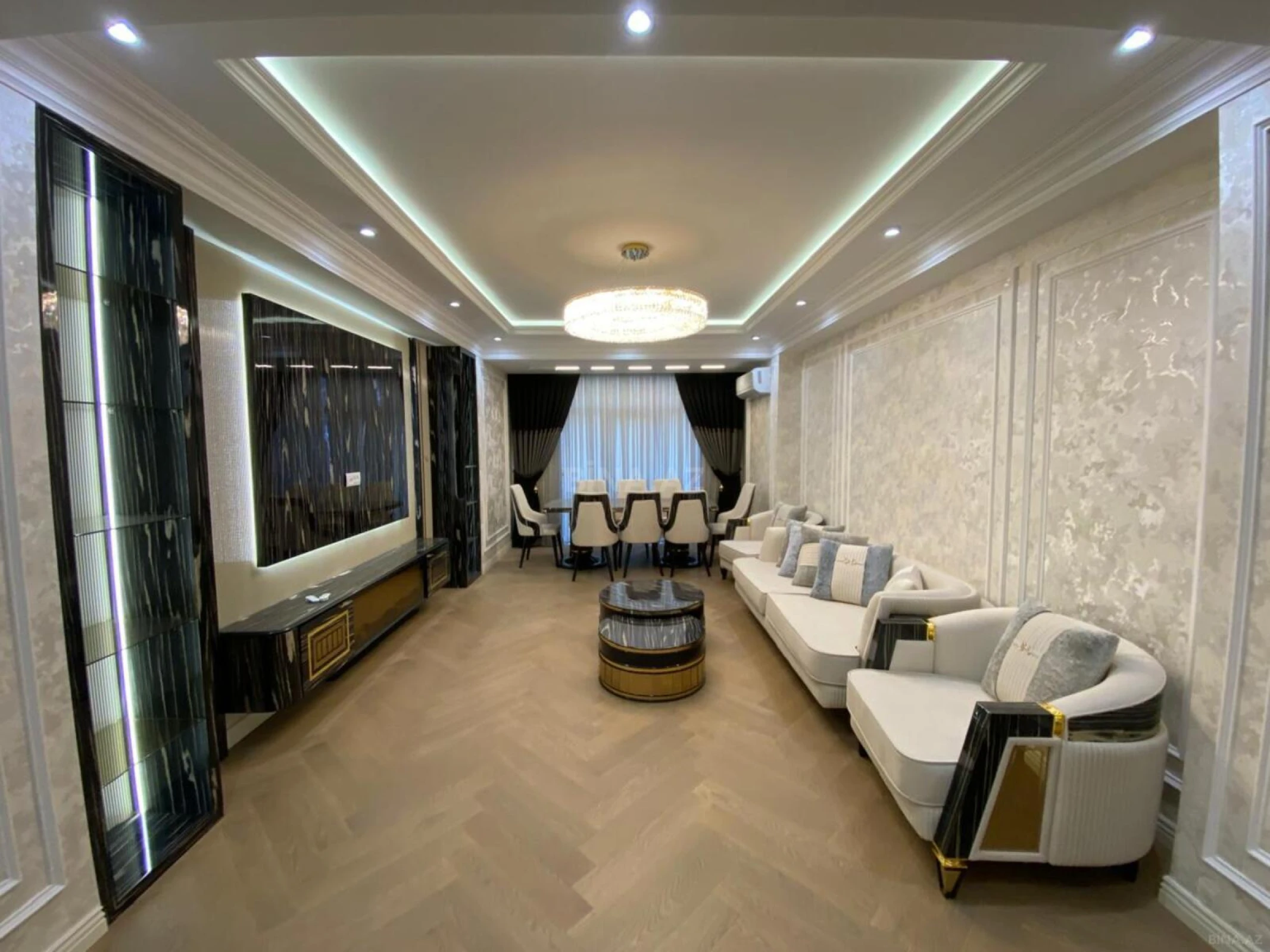 Kirayə verilir 3 otaqlı mənzil 161 m²