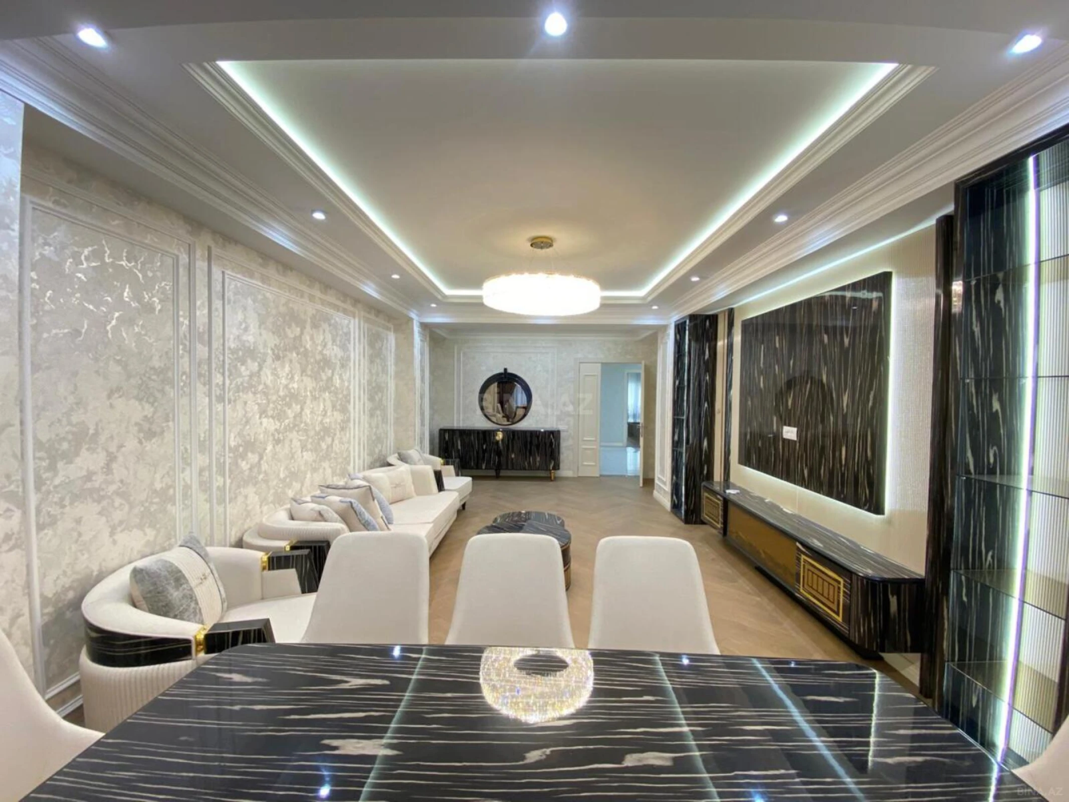 Kirayə verilir 3 otaqlı mənzil 161 m²