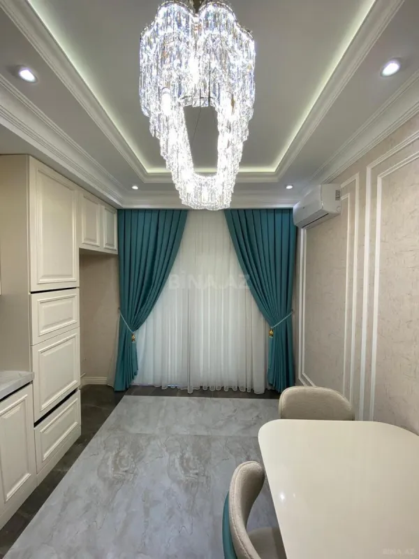 Kirayə verilir 3 otaqlı mənzil 161 m²