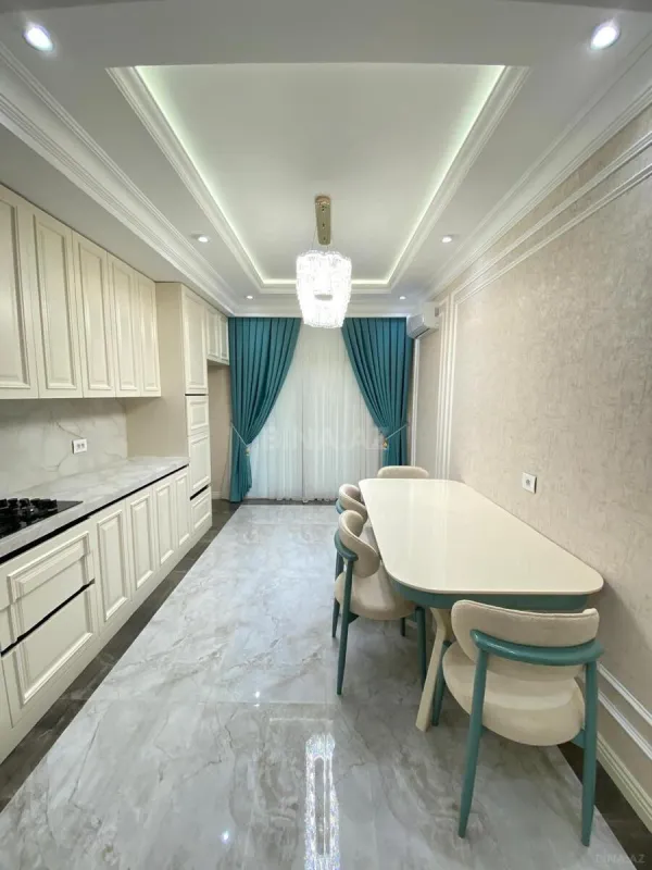 Kirayə verilir 3 otaqlı mənzil 161 m²