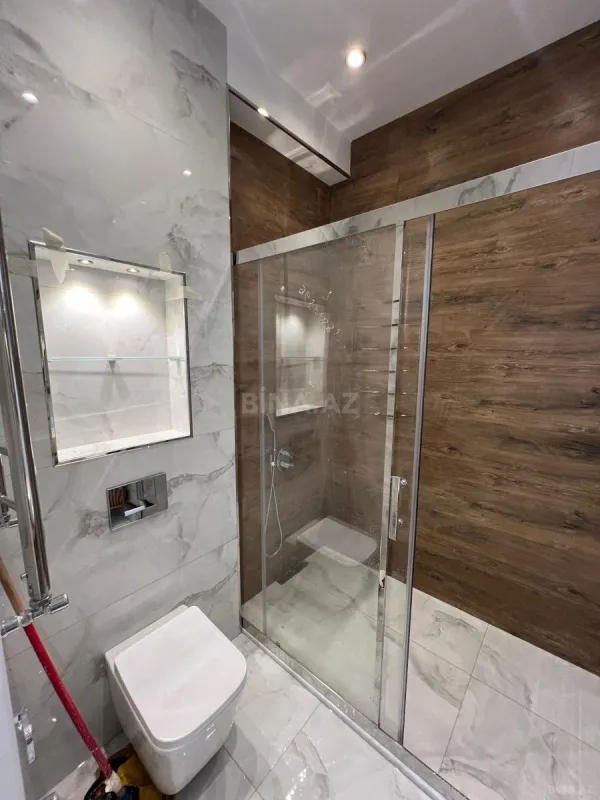 Kirayə verilir 2 otaqlı mənzil 82 m²