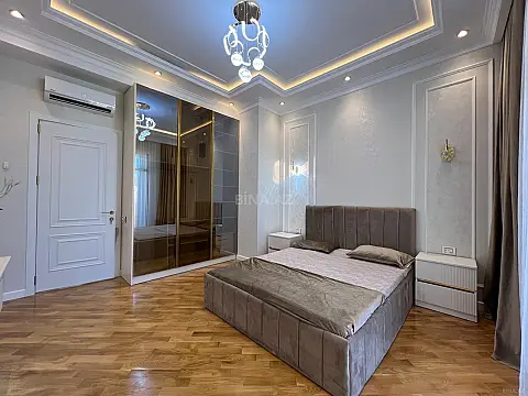 Kirayə verilir 2 otaqlı mənzil 82 m²