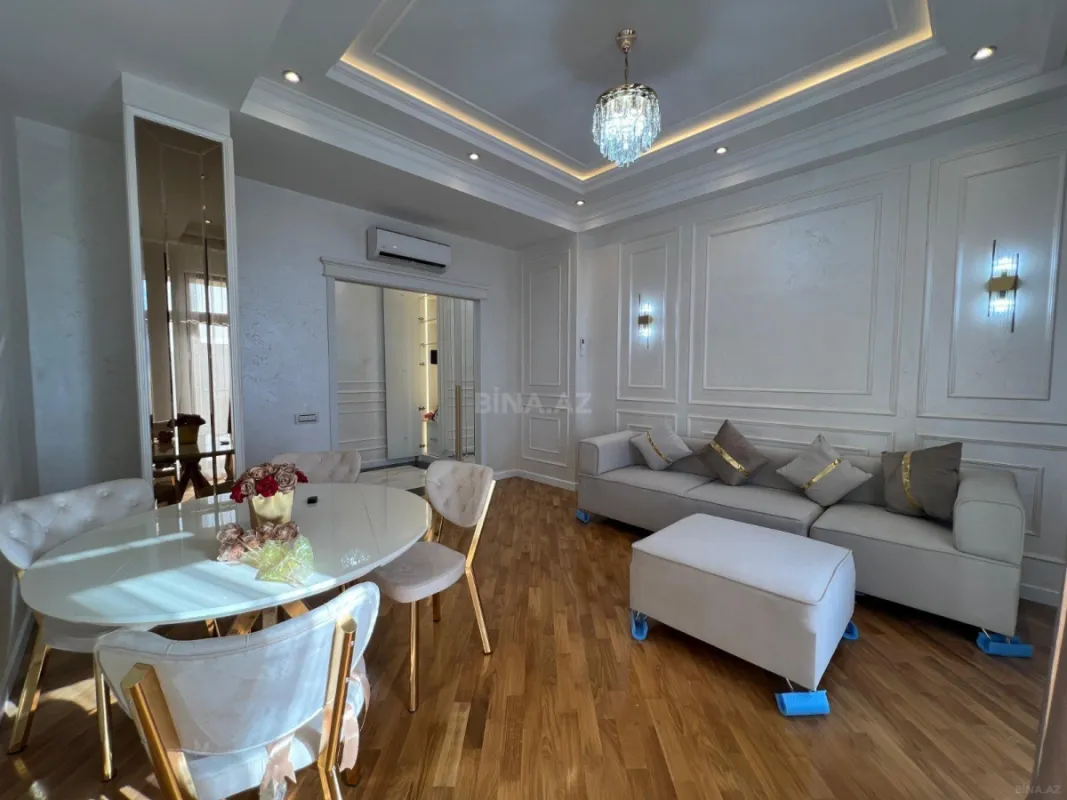 Kirayə verilir 2 otaqlı mənzil 82 m²