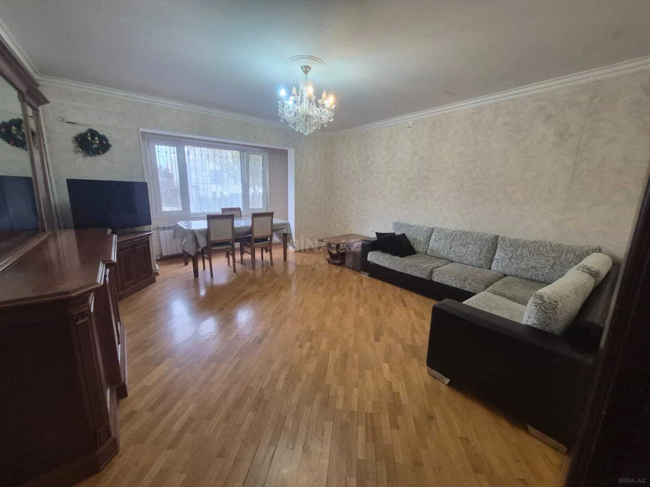 Satılır 2 otaqlı mənzil 67 m²