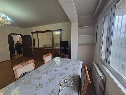 Satılır 2 otaqlı mənzil 67 m²